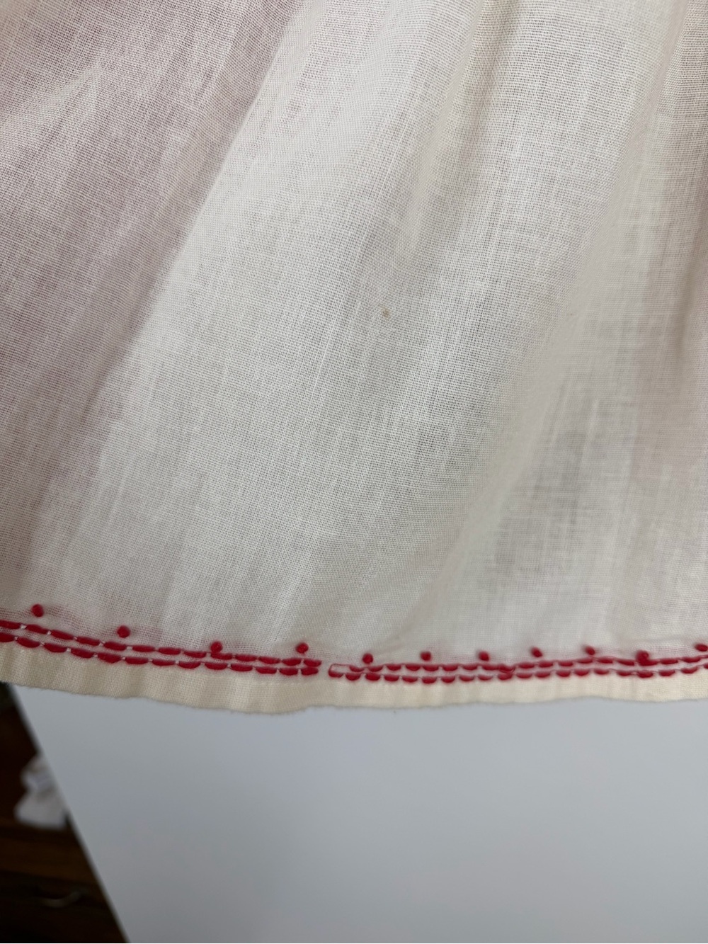 Sea New York Embroidered Peasant Blouse – Ivory/Red | Size Medium - Picture 13 of 13